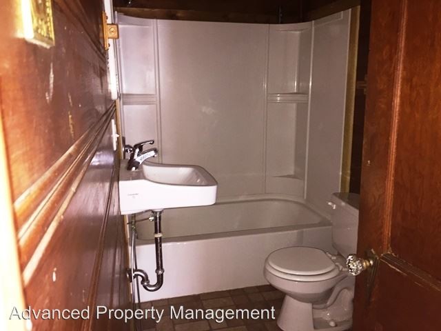 Building Photo - 1 br, 1 bath House - 608 Moro #3