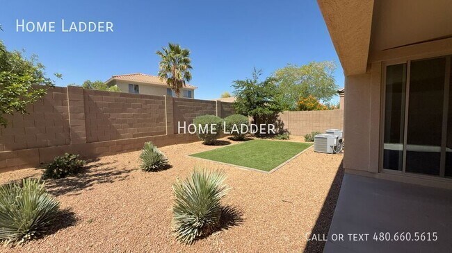 Building Photo - 14844 N 171st Dr