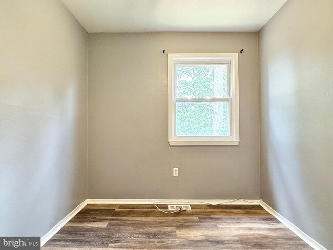 Building Photo - 814 Sledgehammer Dr