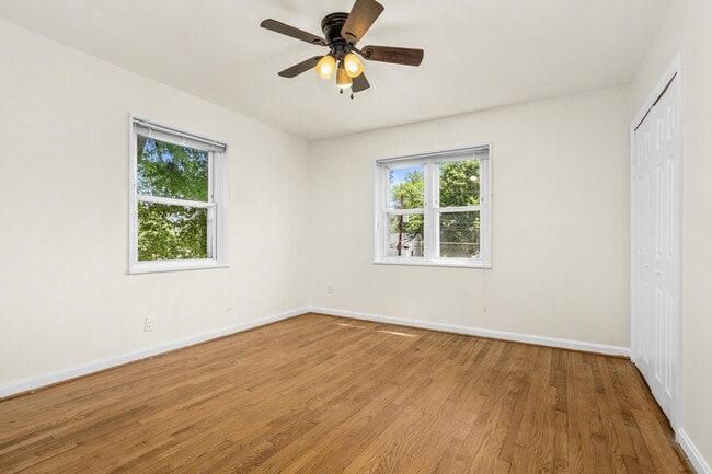 Building Photo - 5810 Fifer Dr