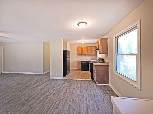 Building Photo - Updated 3-Bedroom Ranch Backing to Swann Nature Preserve