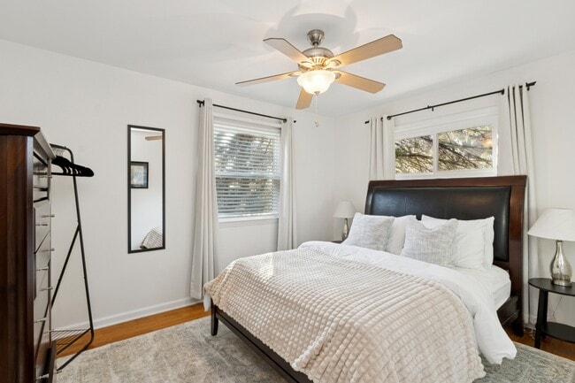 Building Photo - 10106 W 91st St