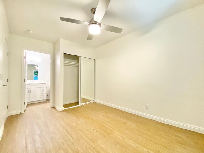 Building Photo - 3960 Inglewood Blvd