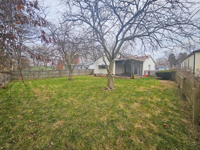 Building Photo - 5352 Crittenden Ave