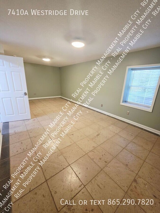Building Photo - 7410 Westridge Dr