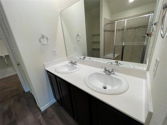 Building Photo - 761 Jamestown Ln