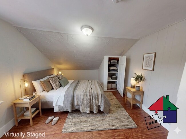 Building Photo - Save Big This Winter! 3BR Cottage – Heat Included!