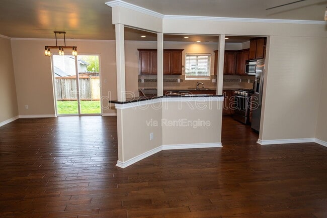 Building Photo - 10009 Greenbrier Ct SE