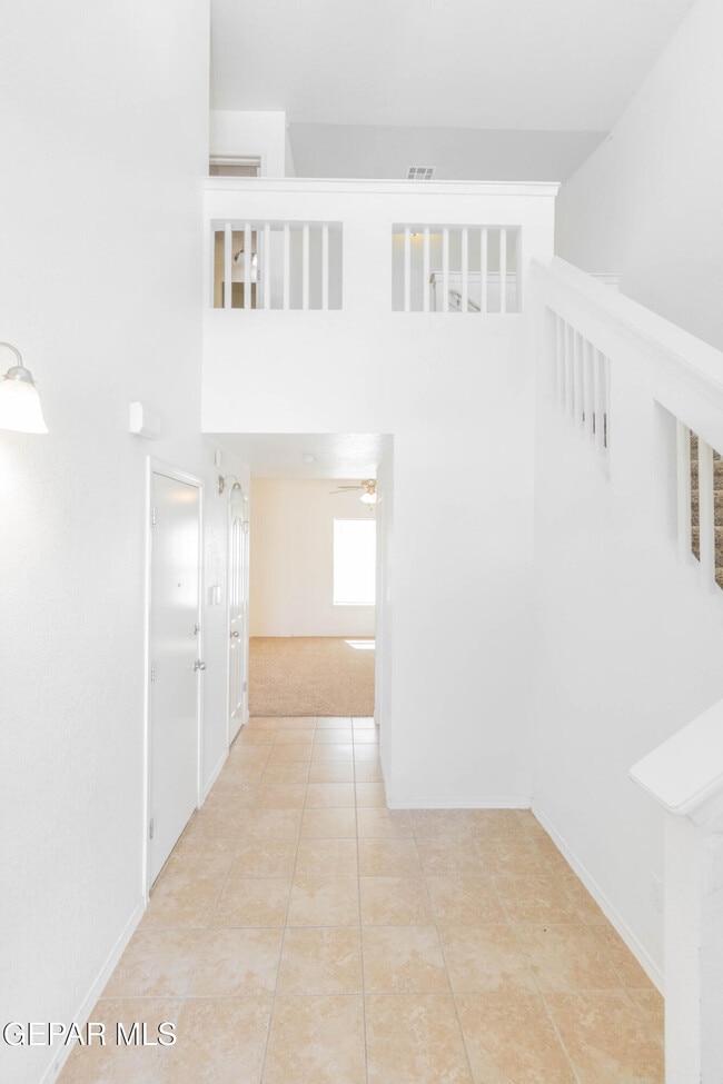 Building Photo - 14648 Friesian Trail