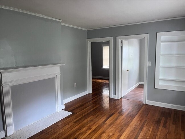 Building Photo - 2144 Mulberry St