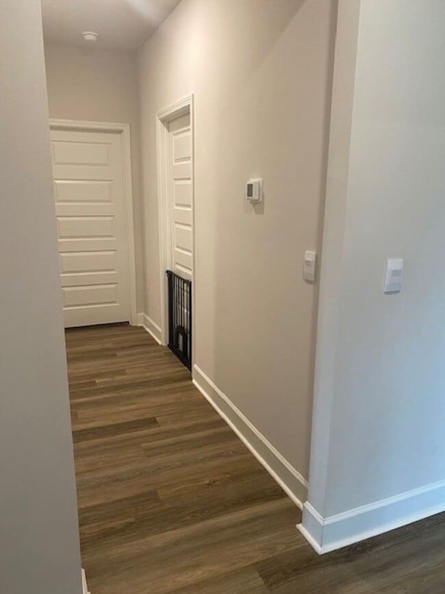 Building Photo - 1020 Ballantyne Ln