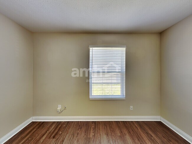 Building Photo - 7852 Highbrook Dr