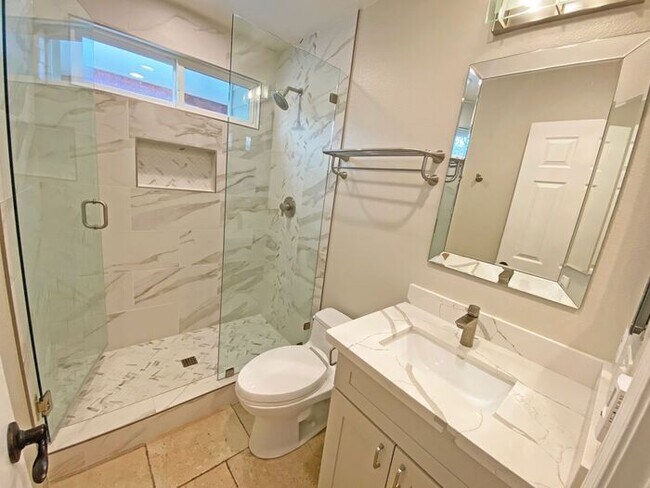 Building Photo - 6279 Skywalker Dr