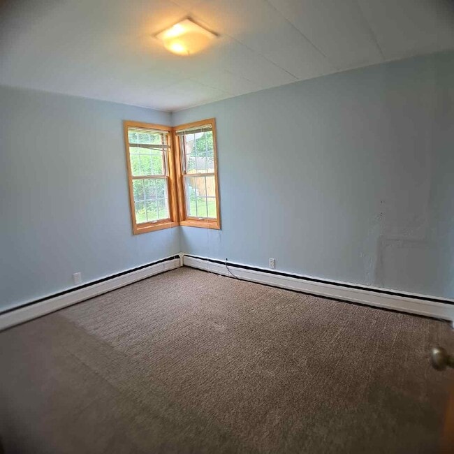 Building Photo - 5916 Cornflower Ln