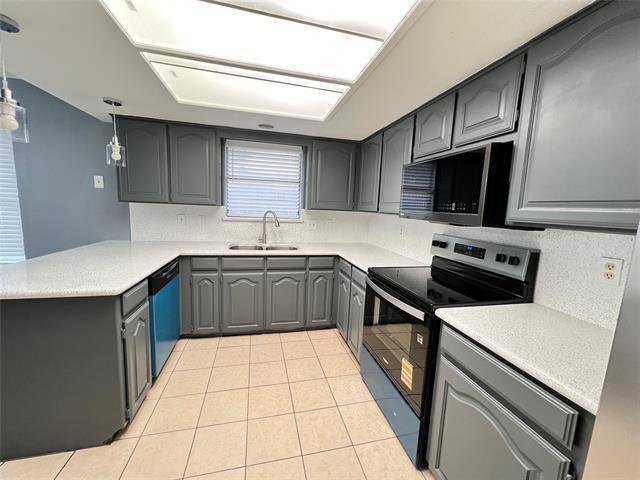 Building Photo - 213 Alexander Ct