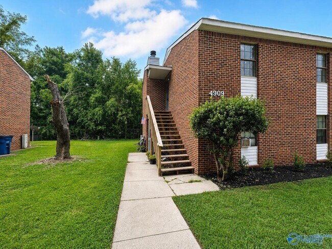 Building Photo - 4909 Cotton Row NW