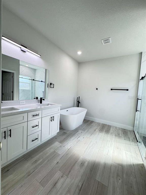 Building Photo - 17046 SW 44th Cir