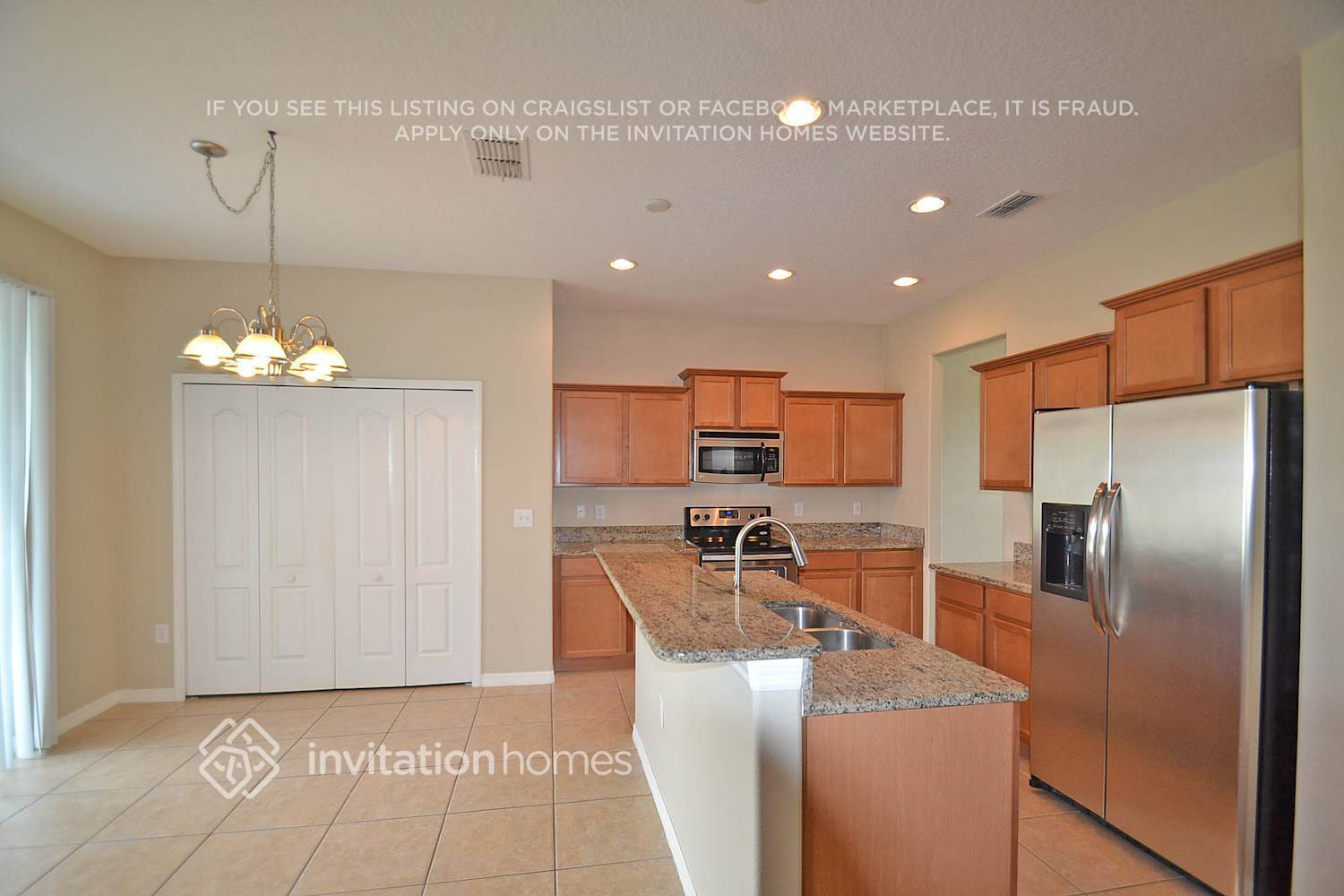 Building Photo - 1807 Palm Warbler Ln