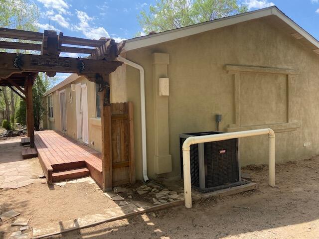 Building Photo - 1504 Mario Dr