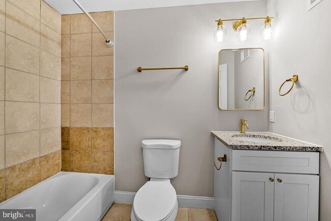 Building Photo - 1605 Clifton Ave