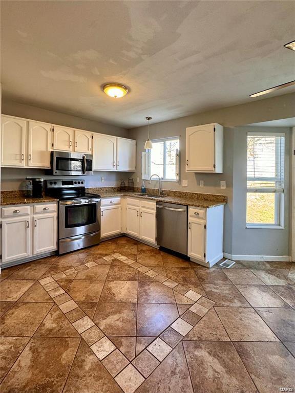 Building Photo - 58 Fawn Oaks Dr