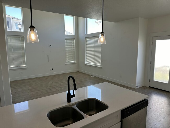 Building Photo - 13103 Keegan Dr