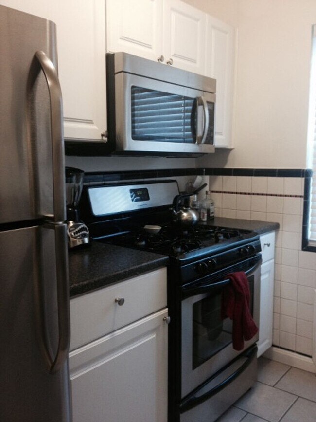 Interior Photo - 3416 Shaw