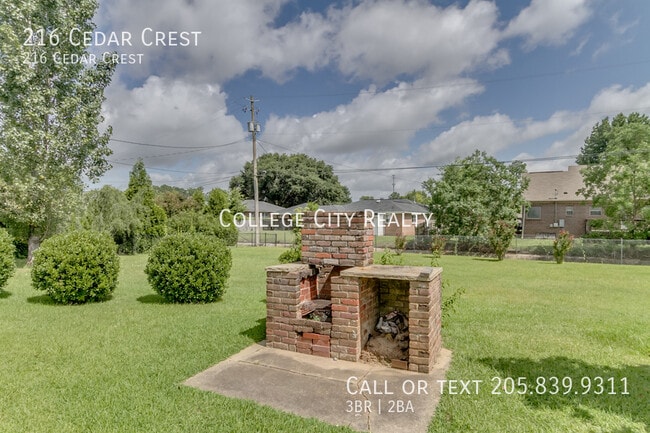 Building Photo - 216 Cedar Crest