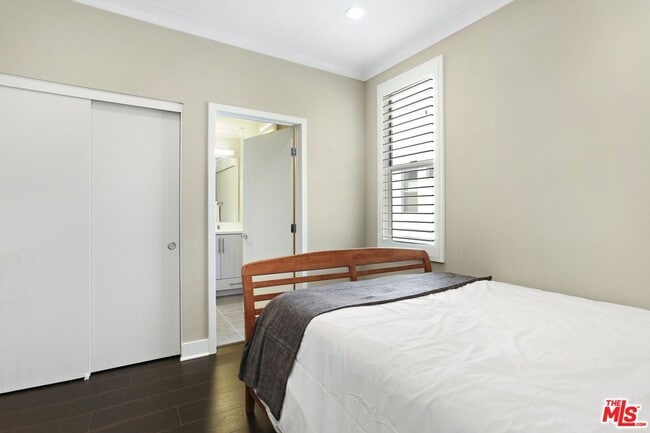 Building Photo - 2202 Edendale Ln