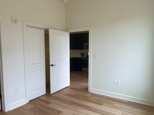 Building Photo - The Court At Overton