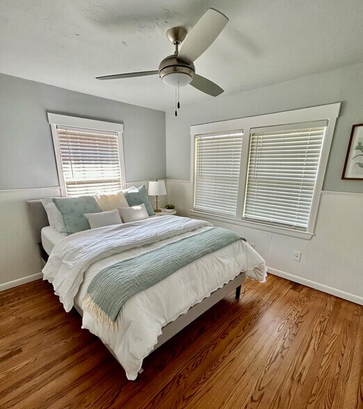 Building Photo - 810 W Moore Ave