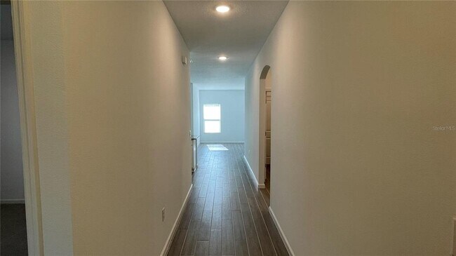 Building Photo - 2367 White Cedar Wy