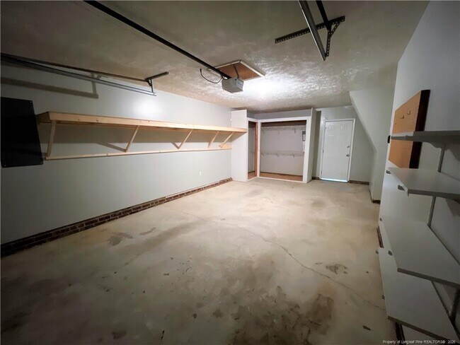 Building Photo - 2009 Calista Cir