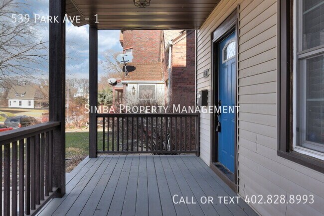 Building Photo - 539 Park Ave