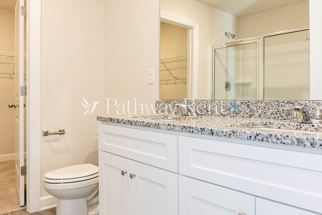Building Photo - 3420 Quintana Dr