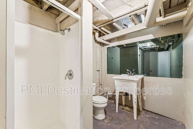 Building Photo - 4041 Ruby Ave