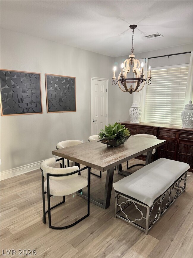 Building Photo - 399 Center Green Dr