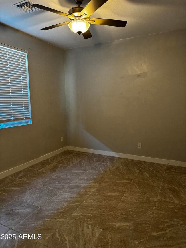 Building Photo - 23436 W Winslow Ave