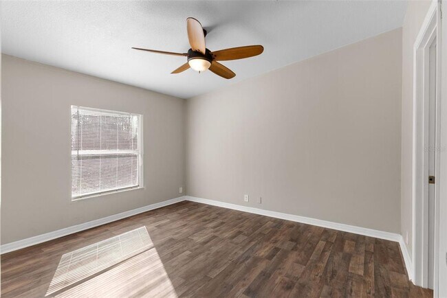 Building Photo - 6682 SW 156th Pl