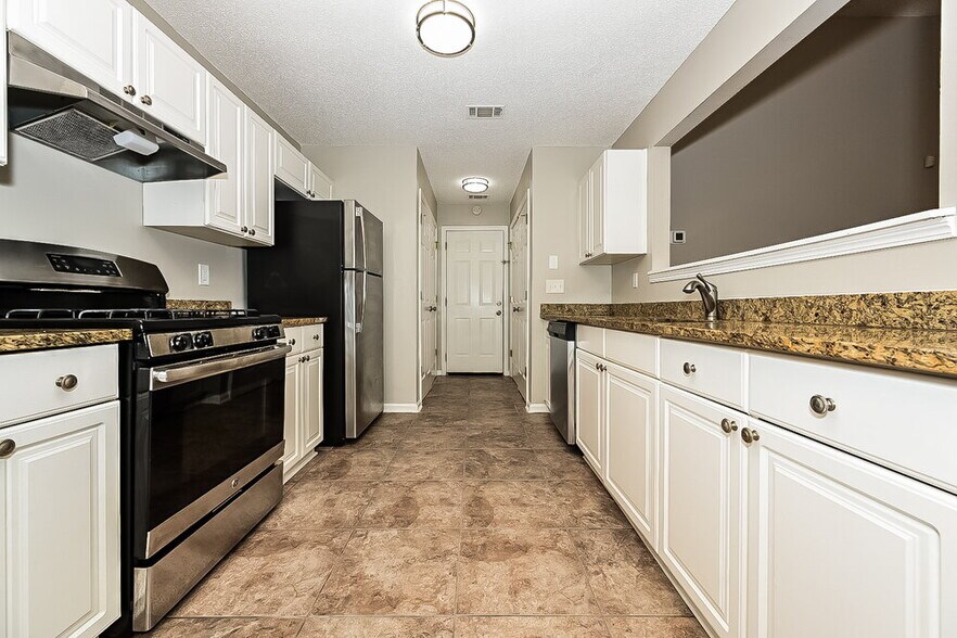 Building Photo - 10953 Tara Village Way