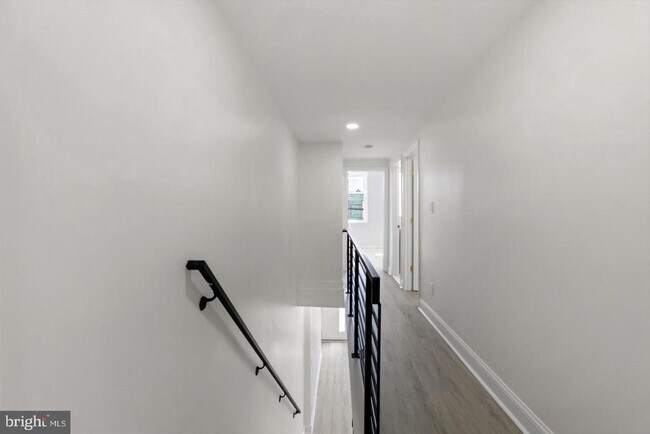 Building Photo - 1226 S 22nd St