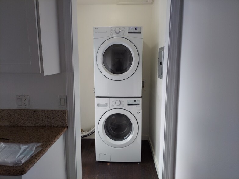 Building Photo - 4174 Woolwine Dr