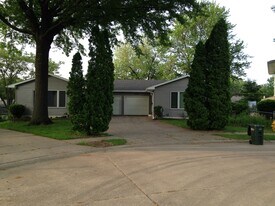 Building Photo - 2107 Judson Ct