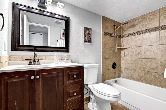 Building Photo - 4350 Kacee Dr