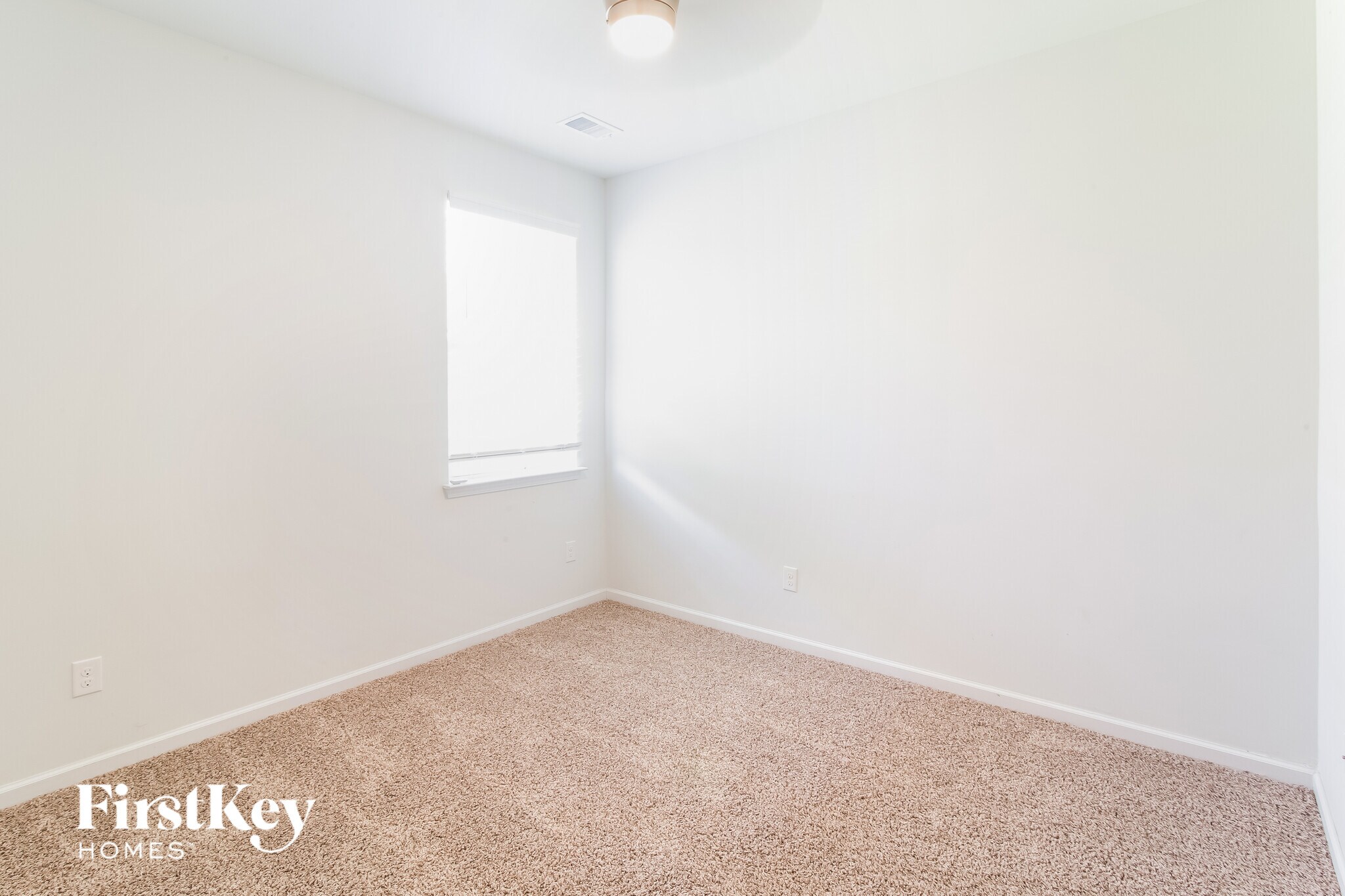 Building Photo - 624 Wayton Cir