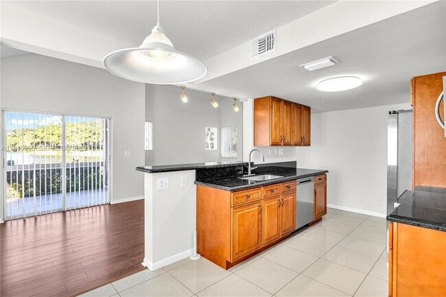 Building Photo - 801 NW 91st Terrace