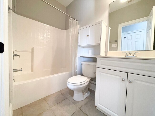 Building Photo - 1615 Old Trail Dr