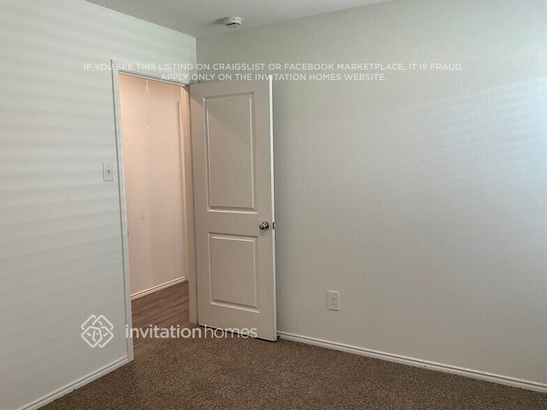Building Photo - 3038 Wallace Wls Ct