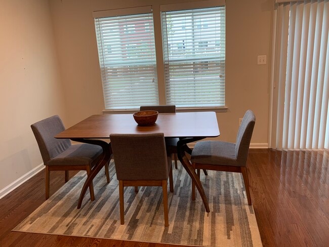 Building Photo - 8304 Encore Dr