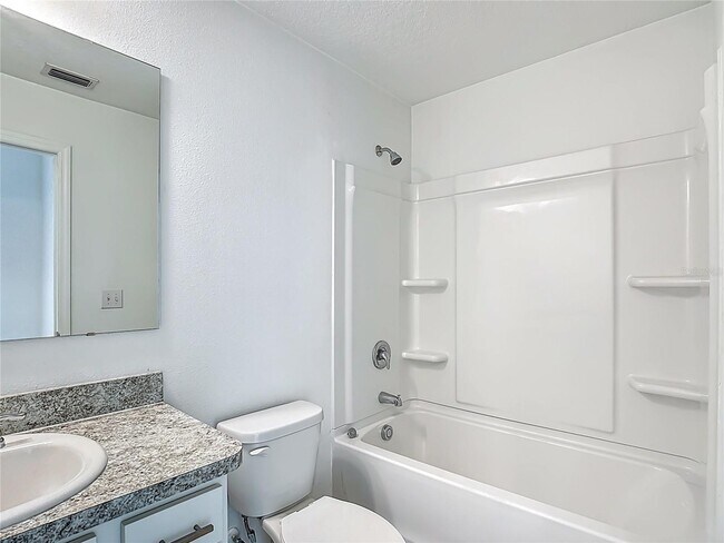 Building Photo - 373 Grand Pne Ln